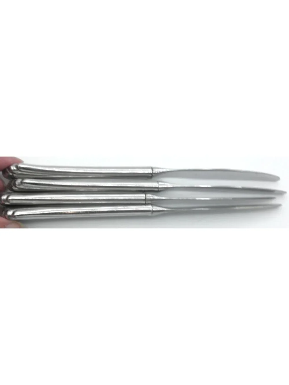 Bancroft Stainless by Oneida 9-1/8 inch Hollow/Place Knife Set of 4 OHSBAN
